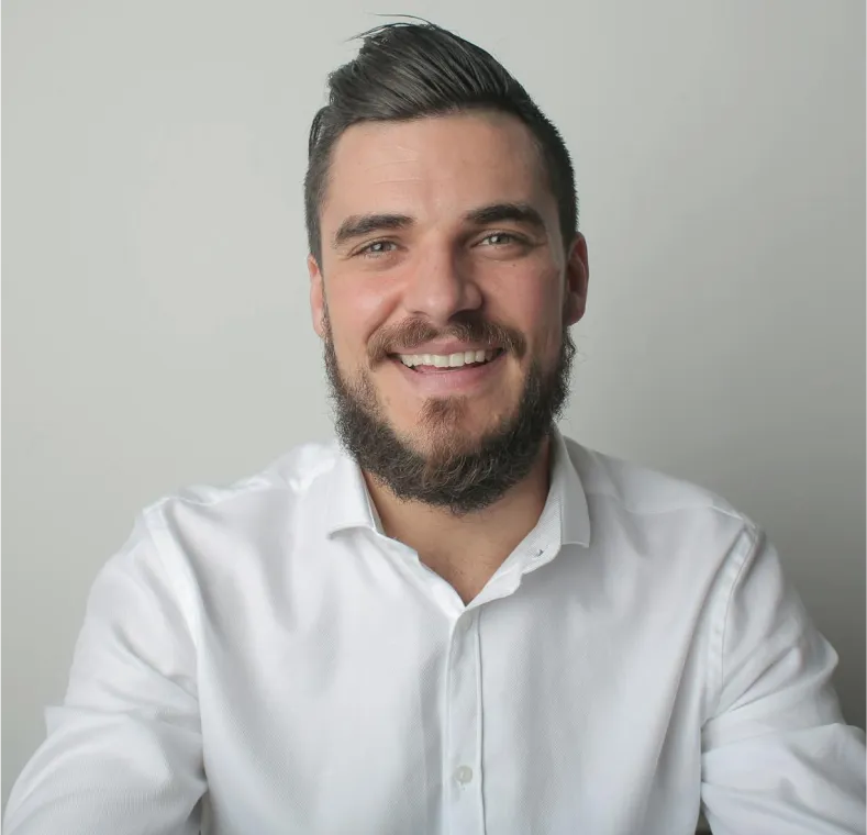 Sebastian R.